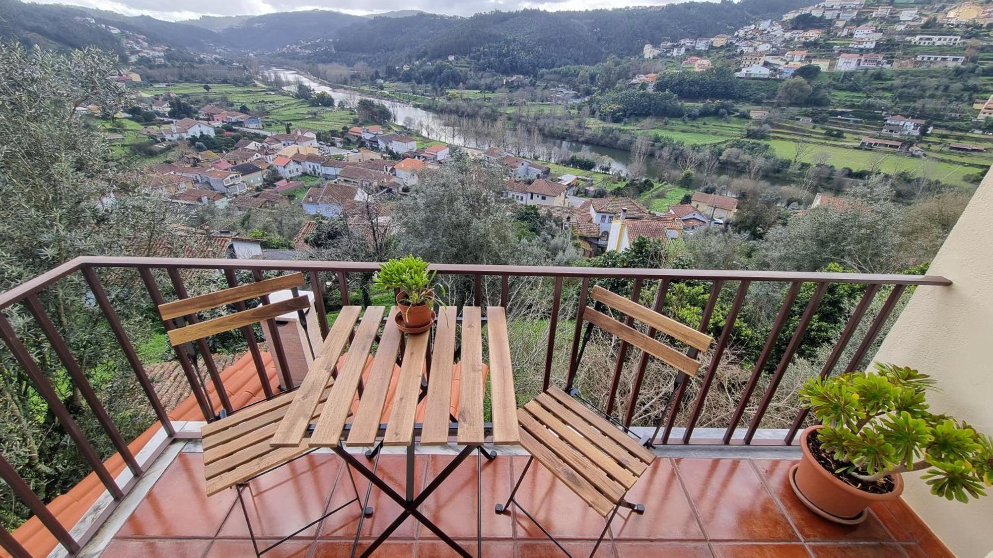 Retiro Do Viajante Lägenhet Penacova Exteriör bild